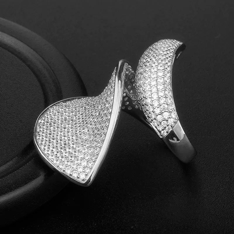 Pavé Leaf Ring
